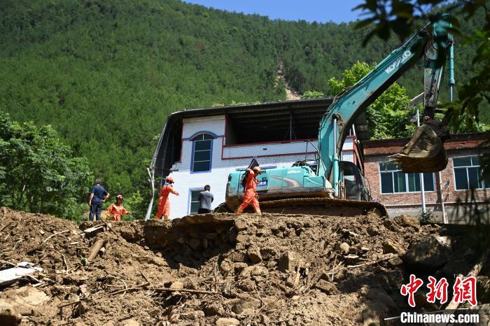 重慶19個區(qū)縣310個鄉(xiāng)鎮(zhèn)（街道）遭受洪澇、地質(zhì)災害