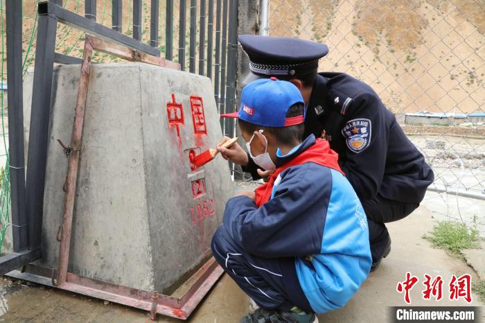 邊境上的警營(yíng)開(kāi)放日感受體驗(yàn)別樣“警彩”