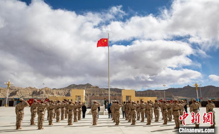 軍民共慶西藏百萬(wàn)農(nóng)奴解放紀(jì)念日