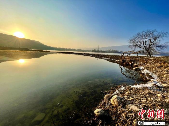 圖為青海省化隆縣黃河濕地景色。　李玉峰 攝